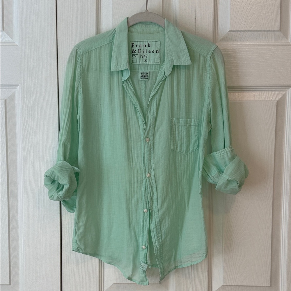 Frank & Eileen Mint Green cotton gauze Button-Down Shirt
